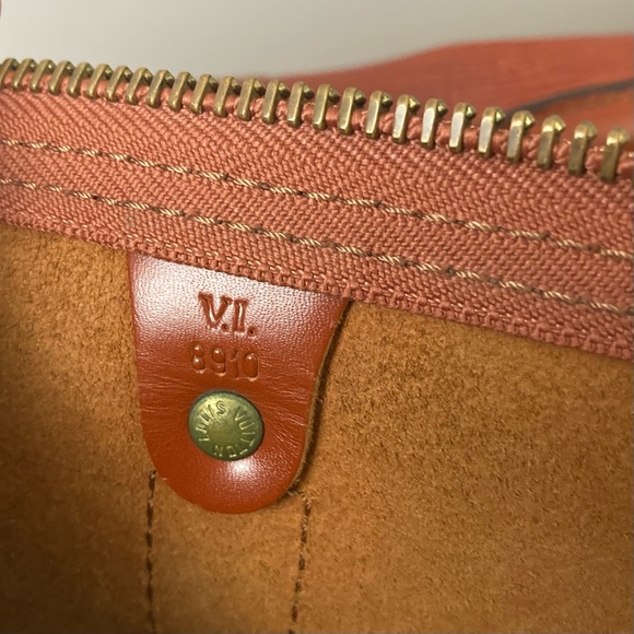 Louis Vuitton Epi Keepall 60 Red - Picture 8 of 8